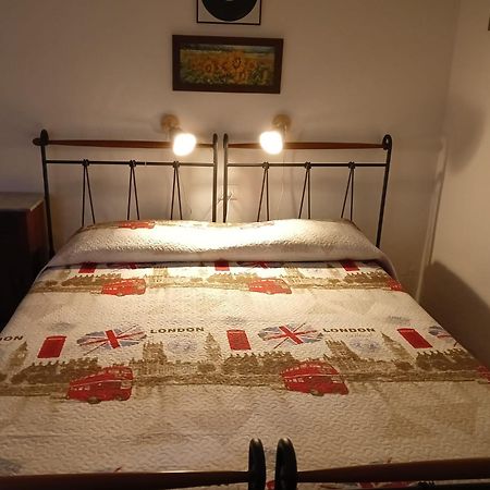 Appartamento Tipico In Centro Storico Urbino Zewnętrze zdjęcie